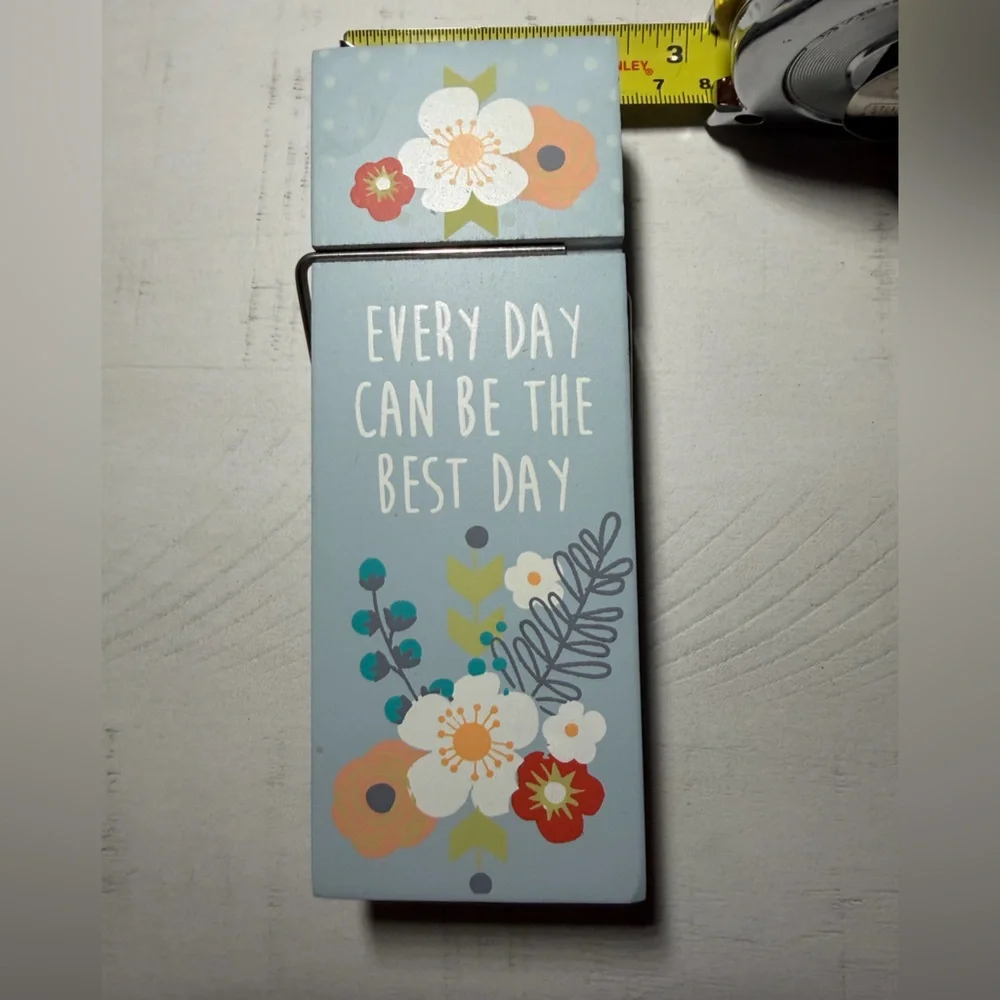 Floral Inspirational Wall Art Clip “Every Day Can Be The Best Day”